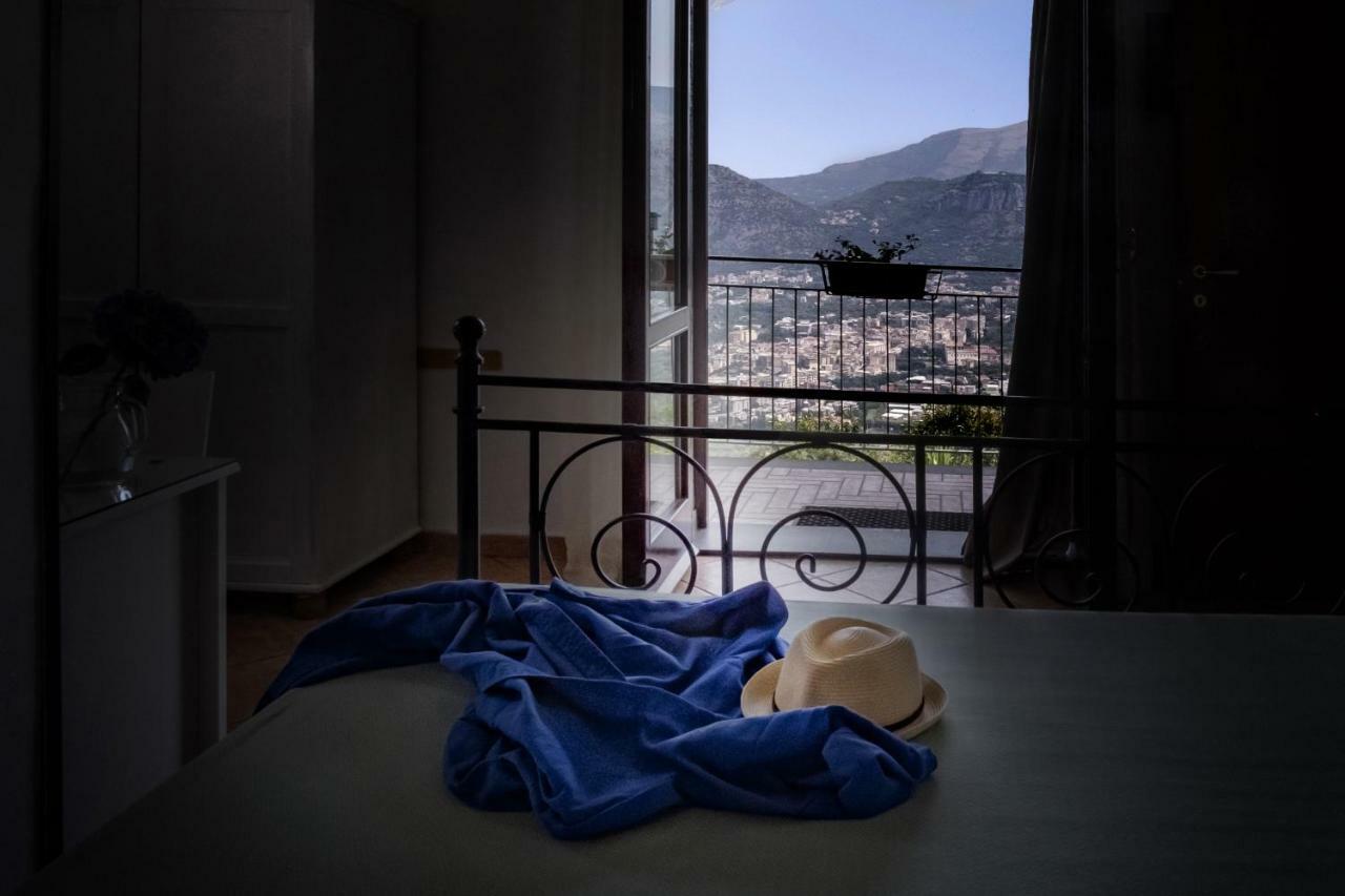 Villa Monica B&B Sorrento Eksteriør billede