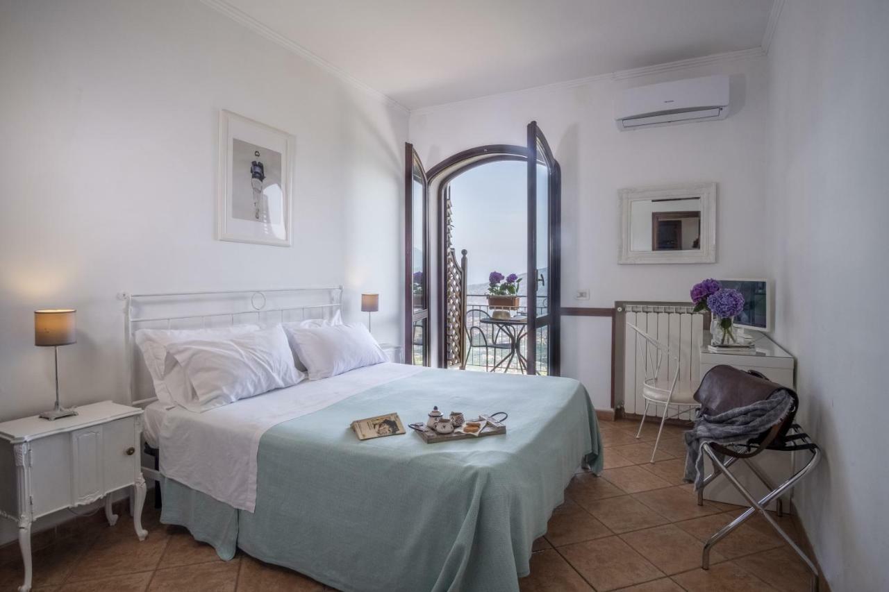 Villa Monica B&B Sorrento Eksteriør billede